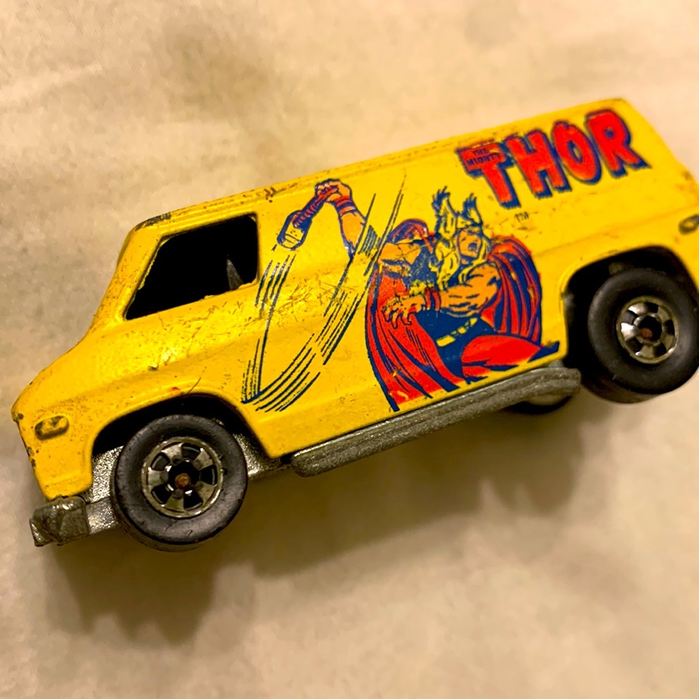 VINTAGE 1974 Hot Wheels Thor Van Diecast Marvel Comics  RARE